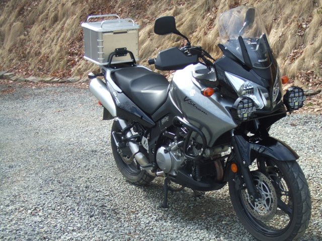 v-strom2000414 Suzuki Vstrom 1000כ10000 $ לפני איבזור ומיגונים